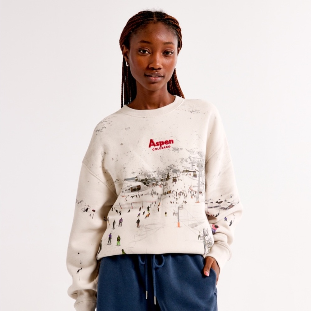 Abercrombie & Fitch Soft A&F Collection Crew
Ski Destination Vintage Sunday - M